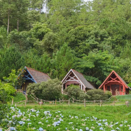 Cu Lan Village