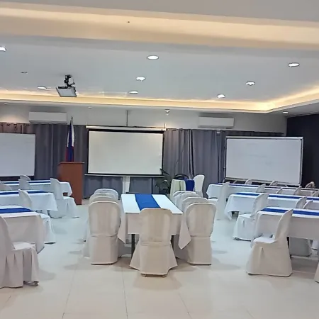 Pina Colina Resort Tagaytay City by RedDoorz