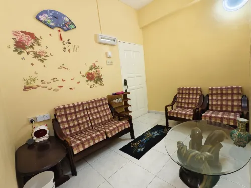 M.Court Homestay Near Lam Wah Ee Hospital - Хоумстей