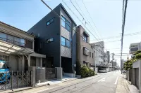 Tamashiro Hotel - parking