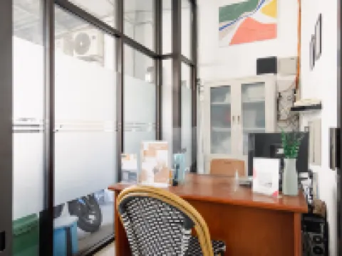 Mono Coliving Kertajaya Syariah, SBY Hotels in Gubeng