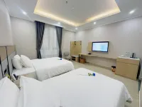 AIISEASONNS Hotel a 