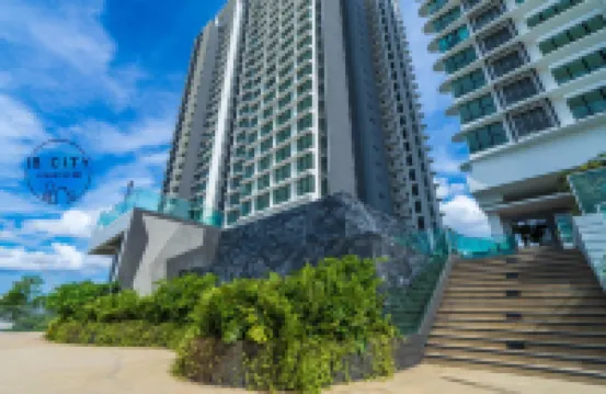 Mid Valley Southkey Mosaic by RR JBcity