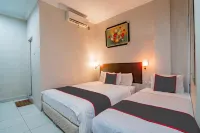 Hotel O Krakatau Near Universitas Muhammadiya Sumatra Utara ( UMSU ) Hotels in Medan Estate