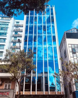 波斯基宿舍與咖啡館