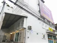 Takka Hotel -  Bangna Hotels in der Nähe von BTS-Bahnhof Bangna
