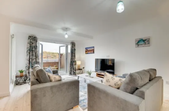 Staithes House - By Week2Week