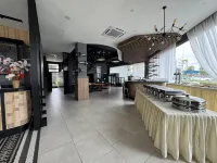 Sea House Hotel - 2-Star