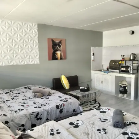 Impact Muang Thong Popular Condo C5 by Mom Tang