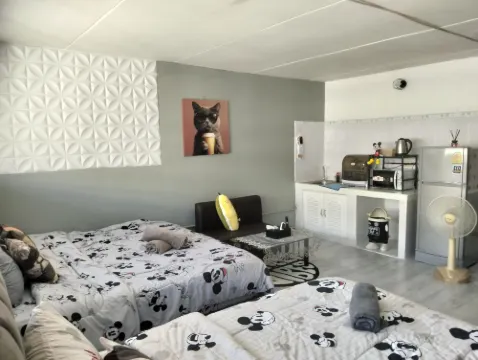 Impact Muang Thong Popular Condo C5 by Mom Tang