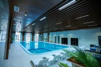Ramada by Wyndham Nukus - Pool