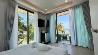 Sunrio Beach Hotel