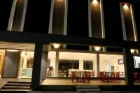 Hotel Ellora Pride - Parkplatz
