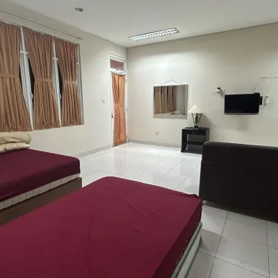Collection O near Taman Semanggi formerly Mulia Residence Hotel dekat Stasiun MRT Senayan