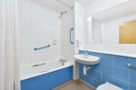 Travelodge Cockermouth Отели в г. Дин