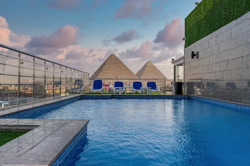 Pyramids Yard Hotel