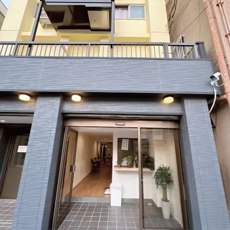 Katsu Hotel shinimamiya