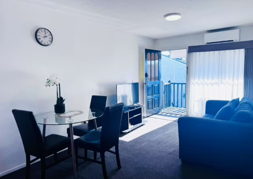 Merivale Court 아파트 모델