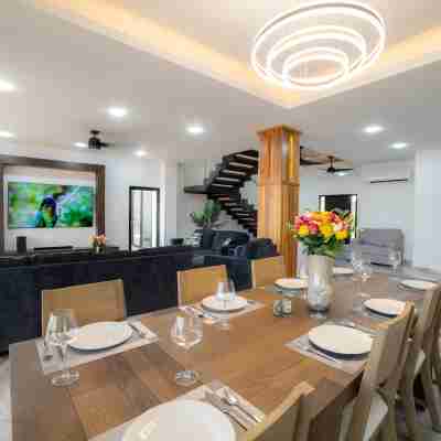 Casa Marlin Jaco Dining/Meeting Rooms