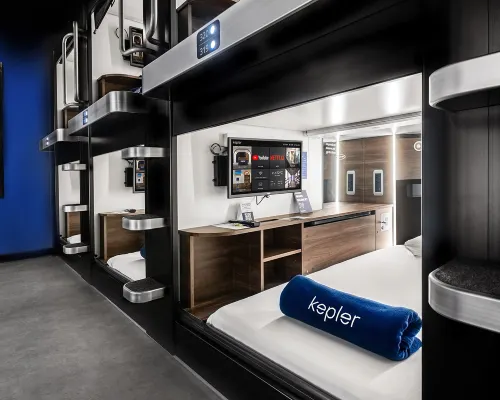 Kepler Club Riga Airport Hotel - Landside Public Area Отели рядом с достопримечательностью «Золитуде»