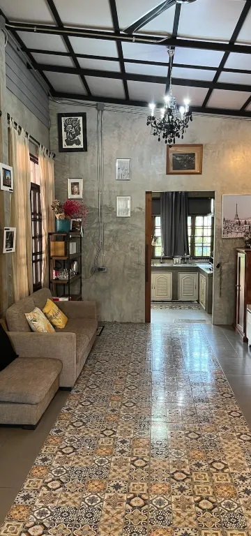 บ้านทั้งหลัง