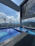 Lovecozy Home @ 22M Macalister | Studio - สระว่ายน้ำแบบอินฟินิตี้