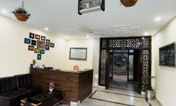 HOTEL ROSE INN - Housity