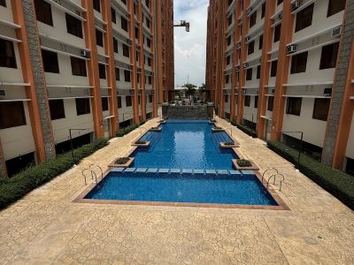 Paseo Verde At Real By Zilla