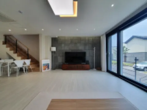 Jeju City Aewol Night Sky Sea Nature (Vaness) Townhouse [Duplex Resort]