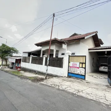 Hotel O Villa Cemara Syariah