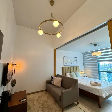 Aesthetic Modern Suite 1BR | One Uptown Residence