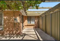 Quiet Family Home Near Adelaide CBD - Myrtle Bank - que admiten mascotas