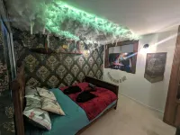 The Sorcerer's Lair - Apartments