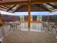 The Blue Guest House, WiFi, Free Parking, Aulong - โฮมสเตย์