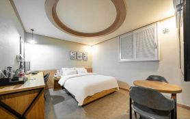 Premier Yeoksam Hotel