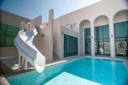 Nacha Pool Villa Cha-am Отели рядом с достопримечательностью «Simantra Private Villas»