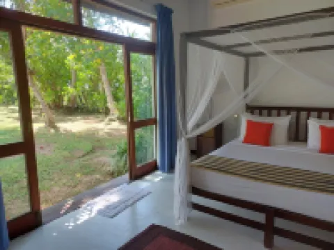 Ranna Beach House - Your own haven by the beach