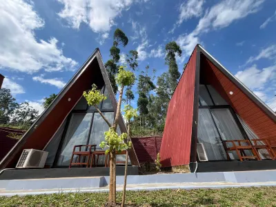 Tilu Juru Villa Garut Hotel di Samarang