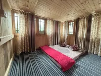 Viraaj Homestay Hotels in Uttarkashi