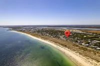 Coast Haven Busselton – Bright, Retreat Near Beach Hotels in Geographe