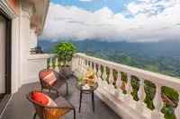 DeLaMont Sapa Hotel - Hill Serenity Retreat