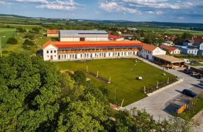 Hotel Ryzlink Hotels near Kozi Hradek - Mikulov