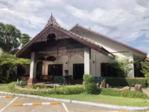 โรงแรมสวนสินการ์เด้น โรงแรมในตาก