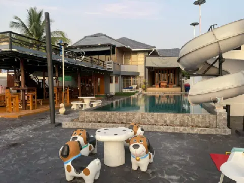 Baan Darlin Beach Hotels in Nong Khanan