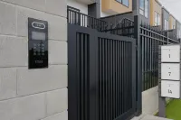 Morden 3BR Townhouse Gated Community Parking Free | CCTV - เปิดใหม่