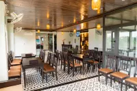 TAM COC HA ANH HOTEL - parking