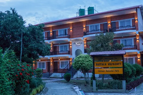Batika Resort sauraha - 4-Sterne
