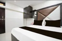 Hotel Birhana road - parking