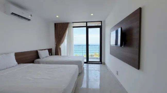 AQua Hotel & Spa Отели рядом с достопримечательностью «Хон Там»