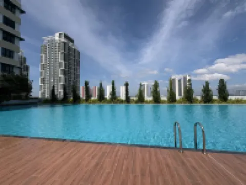 2R2B Sweet Home Cyberjaya Suites